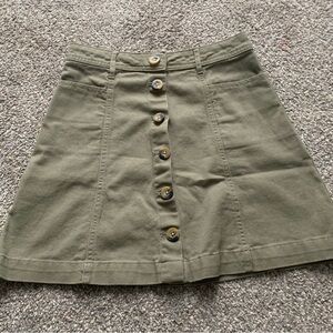 H&M olive green Button Down mini skirt xs